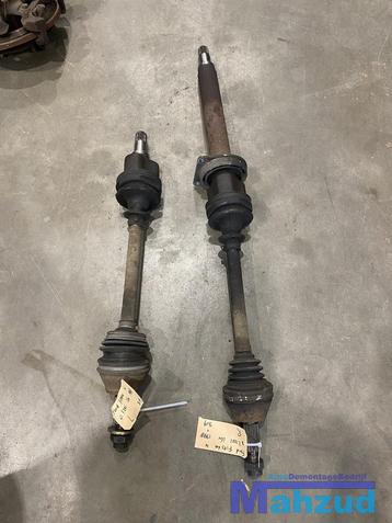 FORD FIESTA 4 1.25I links rechts aandrijfas 1995-2003 beschikbaar voor biedingen
