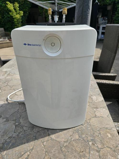 Daalderop Close in More kokend water boiler met kraan, Doe-het-zelf en Verbouw, Geisers en Boilers, Gebruikt, Boiler, Minder dan 20 liter