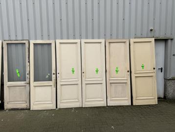 Prachtset van 6 antieke paneeldeuren beschikbaar voor biedingen