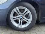 BMW 3-serie Touring 318i High Executive|CARDAN HOORBAAR! | I, Auto's, BMW, 13 km/l, 4 cilinders, 129 pk, Blauw