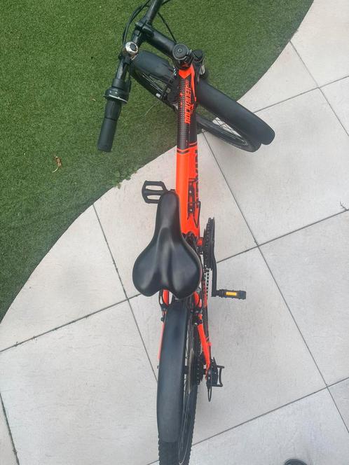 Stoere B’TWIN mountainbike - 24 inch | In goede staat, Fietsen en Brommers, Fietsen | Jongens, Zo goed als nieuw, 24 inch, Versnellingen