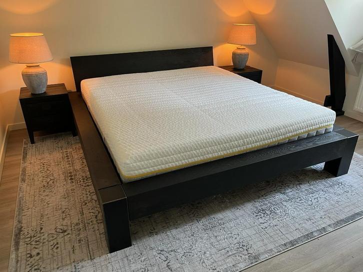 Goossens Fjord Bedframe + Dwarsbalkenset + Matras, Huis en Inrichting, Slaapkamer | Matrassen en Bedbodems, Zo goed als nieuw