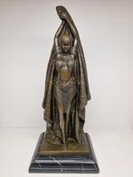Art Deco bronzen sculptuur Antinea, D.H. Chiparus., Ophalen of Verzenden, Brons