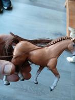 Schleich en delta-sport paard

2 paarden

Schleich, Verzamelen, Beelden en Beeldjes, Ophalen of Verzenden