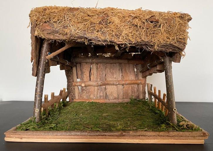 Eenvoudig handgemaakte kerststal /kerst stal zonder groep, Diversen, Kerst, Gebruikt, Ophalen of Verzenden