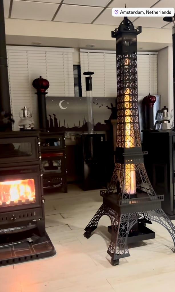 Pelletkachel Eiffel –Terrasverwarmer, Heater, Lounge Outdoor, Tuin en Terras, Terrasverwarmers, Nieuw, Vloer, Draaibaar, Ophalen of Verzenden