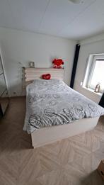 White wash twee persoons bed,  latten bodem  en matras, Ophalen, Interieurbouwer, Wit, Tweepersoons