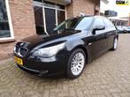 BMW 5-serie 520i Corporate Lease Introduction Automaat / Nav, Auto's, Automaat, Zwart, 4 cilinders, 1465 kg