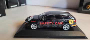 Minichamps Audi RS 6 Avant Safety Car beschikbaar voor biedingen