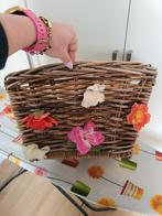Rieten fietsmand met bloemen, Fietsen en Brommers, Fietsaccessoires | Fietsmanden, Ophalen, Gebruikt, Fietsmand