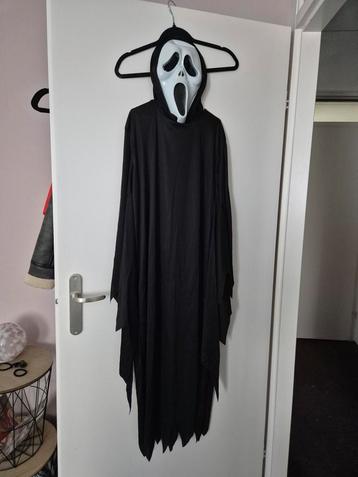 Halloween Ghost (scream) Kostuum + Masker beschikbaar voor biedingen