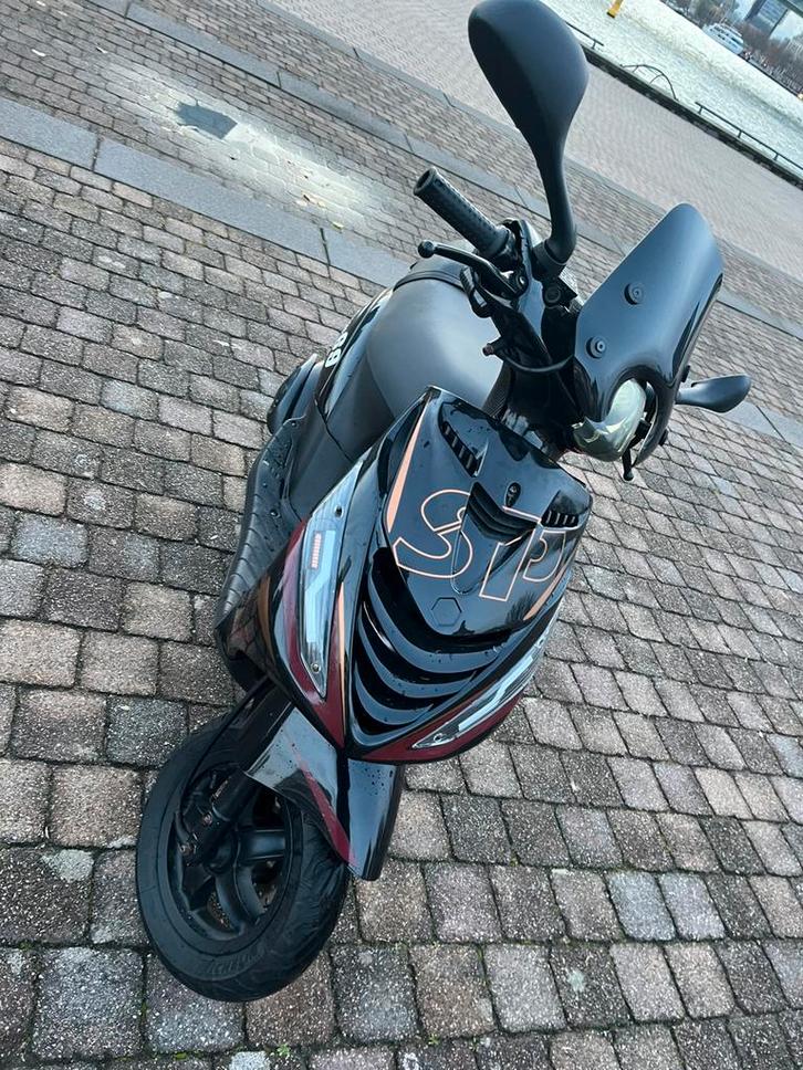 Piaggio zip 70cc 2 takt, Fietsen en Brommers, Scooters | Piaggio, Zo goed als nieuw, Zip, Tweetakt, Ophalen
