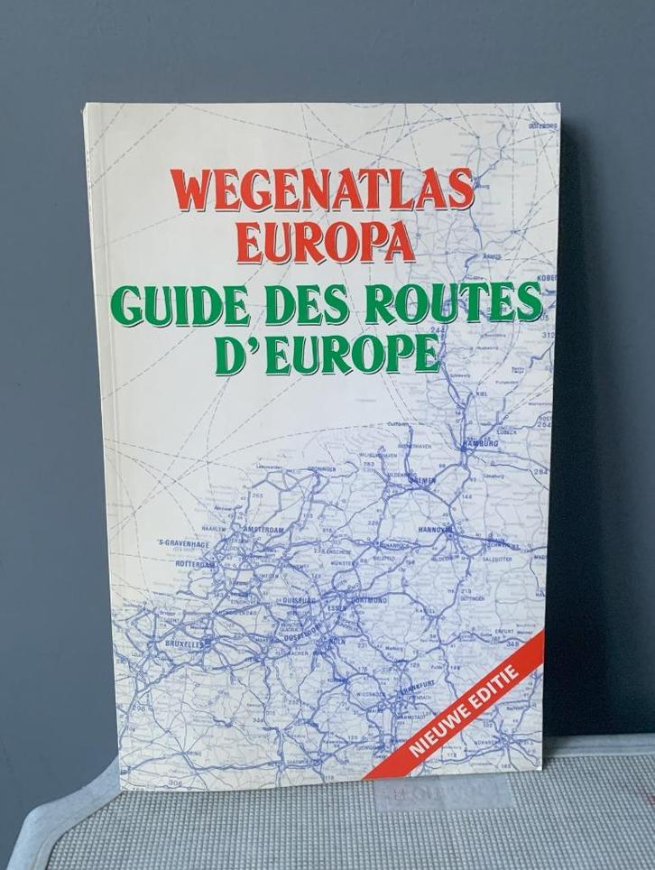 WEGENATLAS Europa | Jaren '80 | Guide des Routes d'Europe, Boeken, Atlassen en Landkaarten, Gelezen, Overige atlassen, Europa Overig