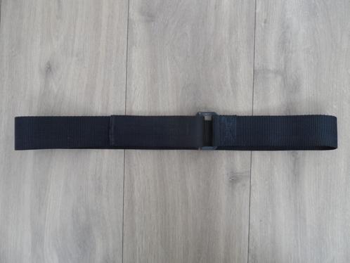 Riem zwart taille 96cm, nieuw, Verzamelen, Militaria | Algemeen, Landmacht, Overige typen, Nederland, Verzenden