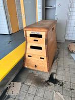 Retro houten turnkast, Ophalen, Gebruikt