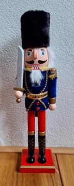 Houten Notenkraker kerstpop - hoogte 38 cm., Diversen, Kerst, Ophalen of Verzenden, Zo goed als nieuw
