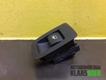 Elektrisch Raam Schakelaar van een BMW 1-Serie beschikbaar voor biedingen