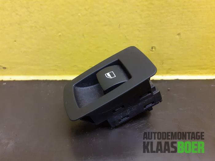 Elektrisch Raam Schakelaar van een BMW 1-Serie, Auto-onderdelen, Dashboard en Schakelaars, BMW, Gebruikt, 6 maanden garantie, 12 maanden garantie