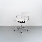 6x Vitra Eames EA 117 Bureaustoel Wit Netweave - Chroom, Huis en Inrichting, Bureaustoelen, Niet ingevuld, Wit, Niet ingevuld
