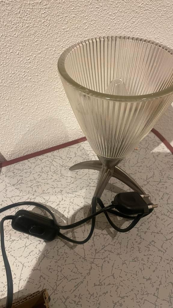 Kemner Vintage Lamp - Stijlvol Design, Huis en Inrichting, Lampen | Vloerlampen, Gebruikt, Minder dan 100 cm, Glas, Ophalen of Verzenden