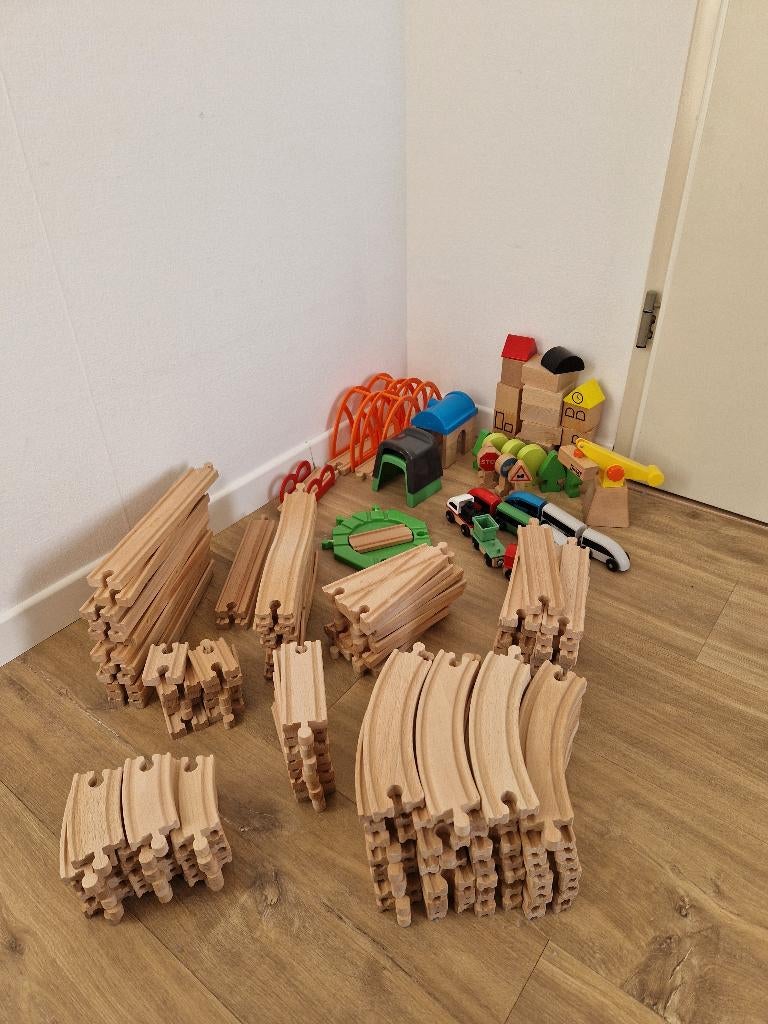 Houten treinbaan, Kinderen en Baby's, Speelgoed | Houten speelgoed, Ophalen, Zo goed als nieuw, Overige typen
