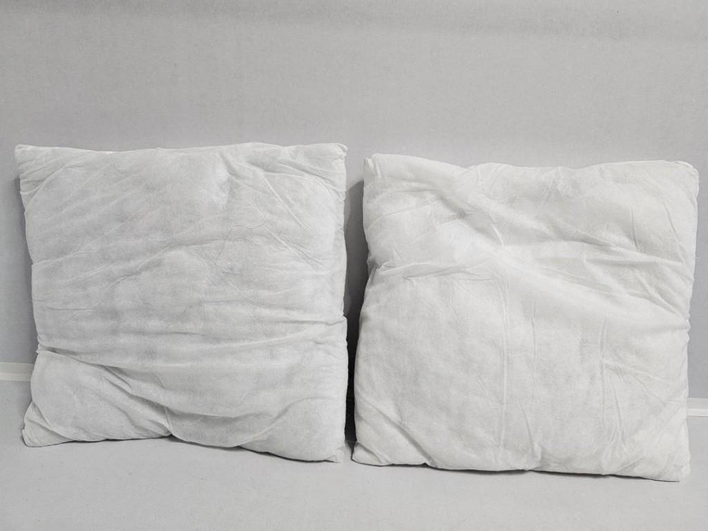 2 nieuwe warme en zachte binnenkussens van 40 x 40, Huis en Inrichting, Woonaccessoires | Kussens, Ophalen of Verzenden, Nieuw