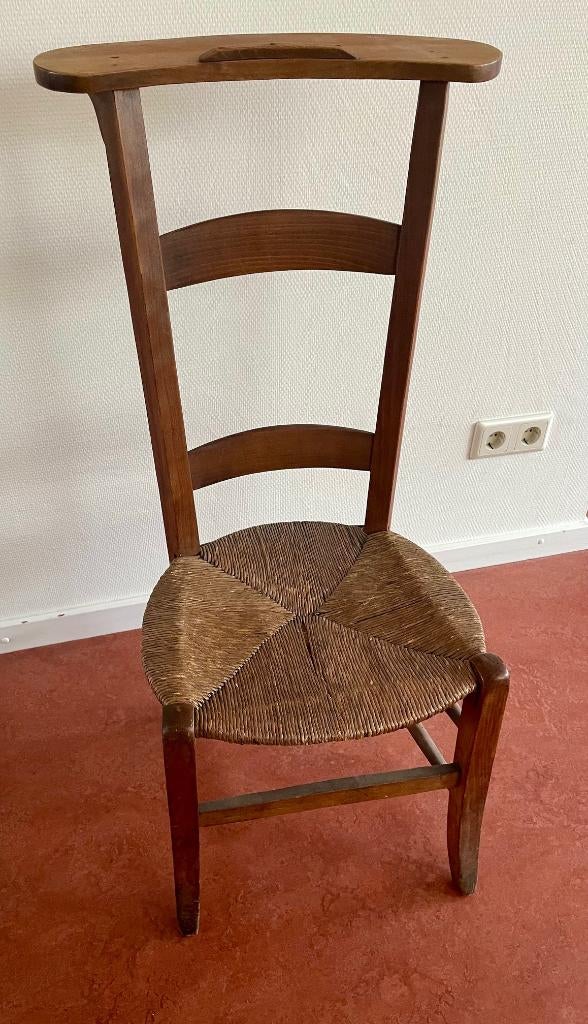 Antieke bidstoel met rieten zitting i.z.g.s., Ophalen
