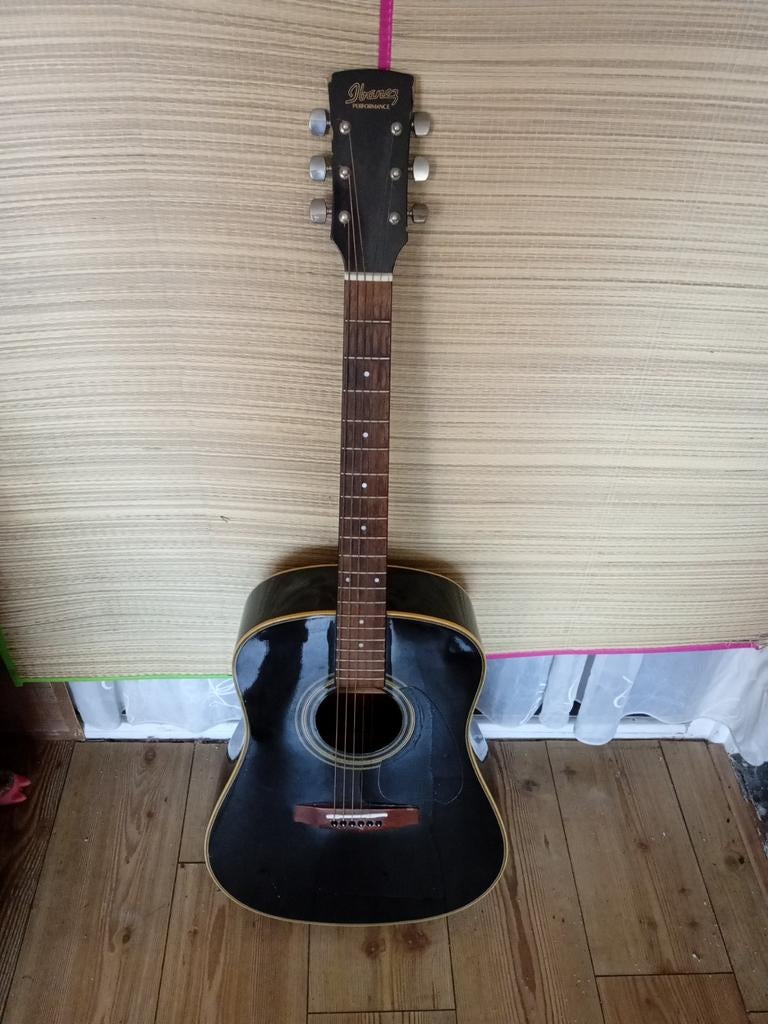 Ibanez Performance gitaar - mist een snaar, klinkt goed, Muziek en Instrumenten, Snaarinstrumenten | Gitaren | Akoestisch, Ophalen