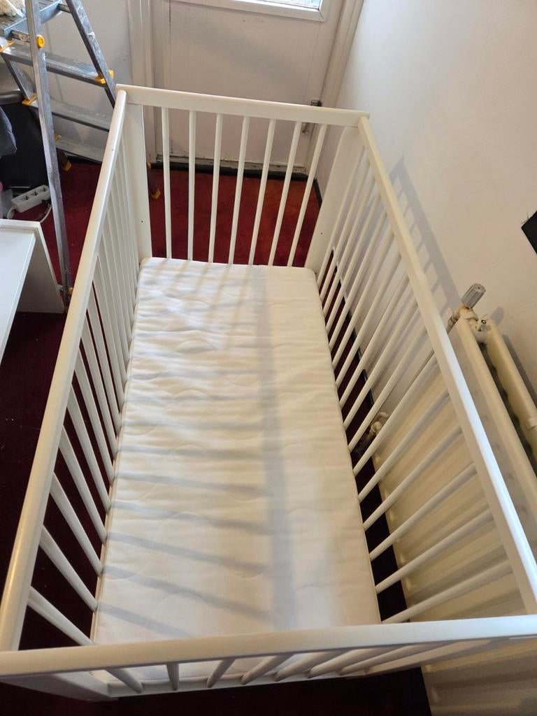 Babybed wit, Kinderen en Baby's, Boxen, Ophalen, Zo goed als nieuw