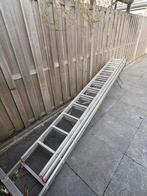 Grote Lange Dubbele Ladder - Aluminium, Ophalen, Gebruikt, Ladder, Opvouwbaar of Inschuifbaar