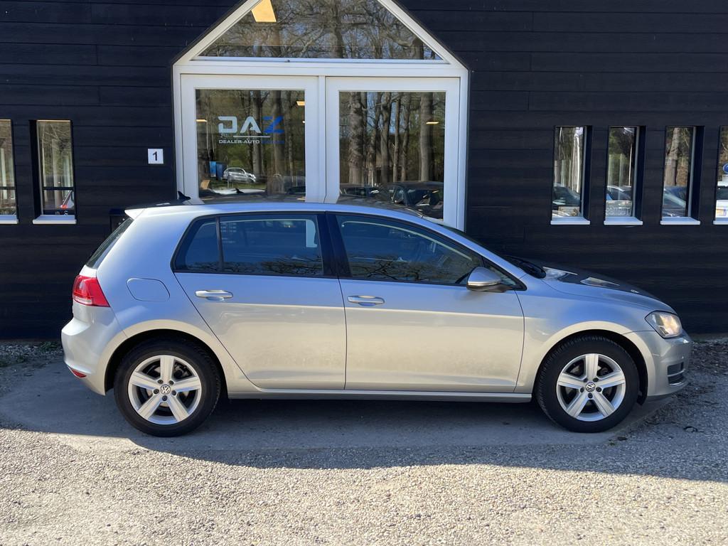 Volkswagen Golf 1.2 TSI Highline Ecc/Audio/Navi/Trekhaak, Voorwielaandrijving, Euro 5, Stof, Gebruikt