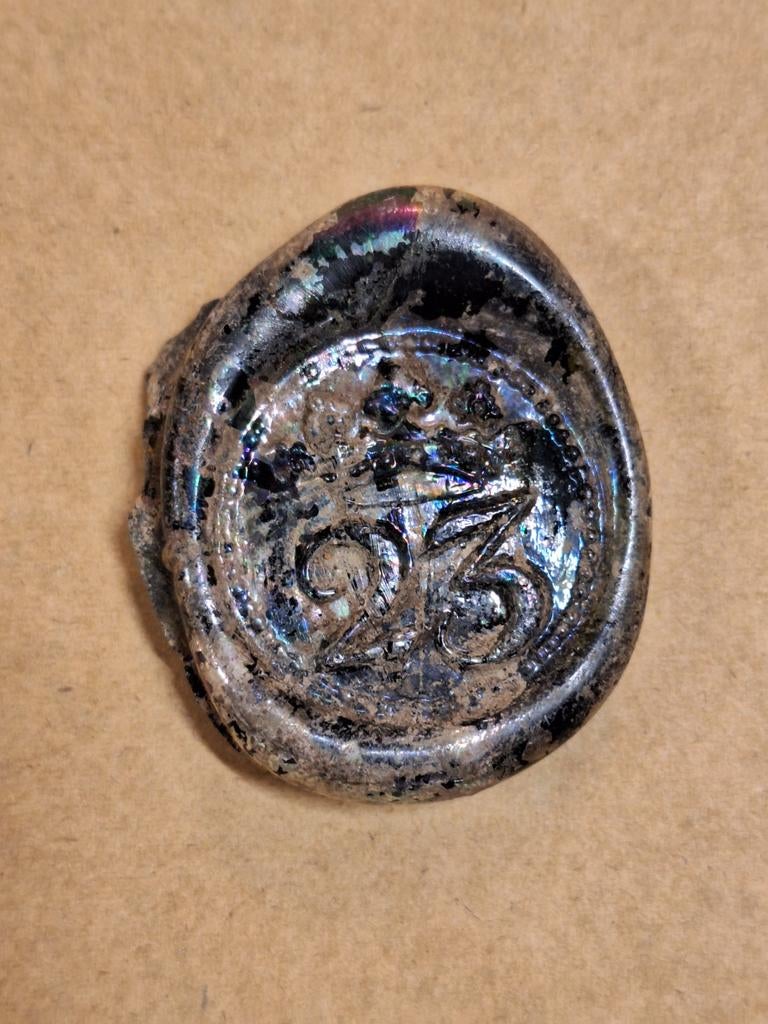 Authentiek voc glasfragment  stempel - Uniek verzamel, Ophalen of Verzenden