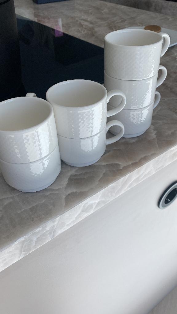 Kopjes, Ophalen, Overige materialen, Wedgwood, Kop(pen) en/of Schotel(s)