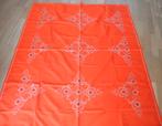 Mooie orange kleed met borduurwerk kruissteek zie fotos, Ophalen of Verzenden, Nieuw, Oranje, Tafelkleed of Tafelzeil