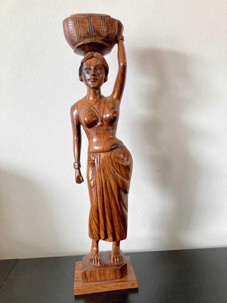 houten vrouwen sculptuur, Houtsnijwerk, Ophalen of Verzenden, 20 - 50 cm, Hout