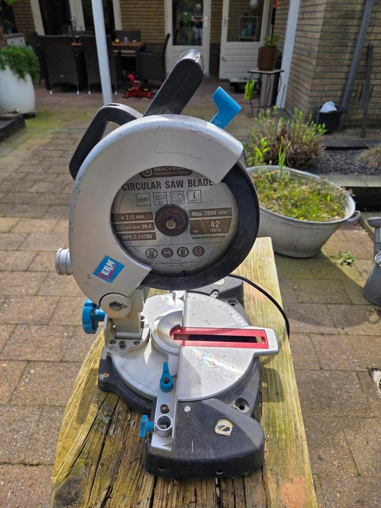 Afkortzaag Ferm 1400 W, Ophalen of Verzenden