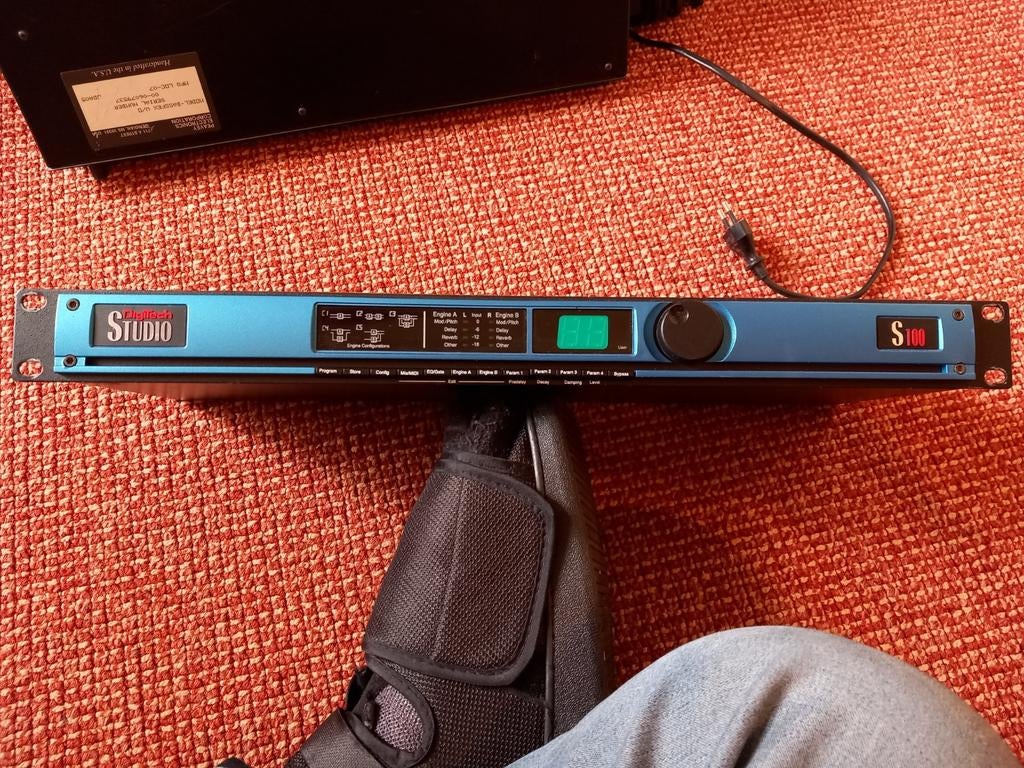 Digitech Studio S100 stereo multi-effect., Muziek en Instrumenten, Effecten, Ophalen of Verzenden, Zo goed als nieuw, Multi-effect