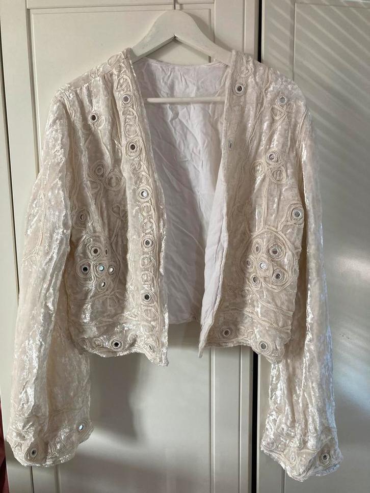 ️🤍Joya’s vida velvet mirror jacket Indian wit fluwelen jas️, Kleding | Dames, Jassen | Zomer, Nieuw, Wit, Ophalen of Verzenden
