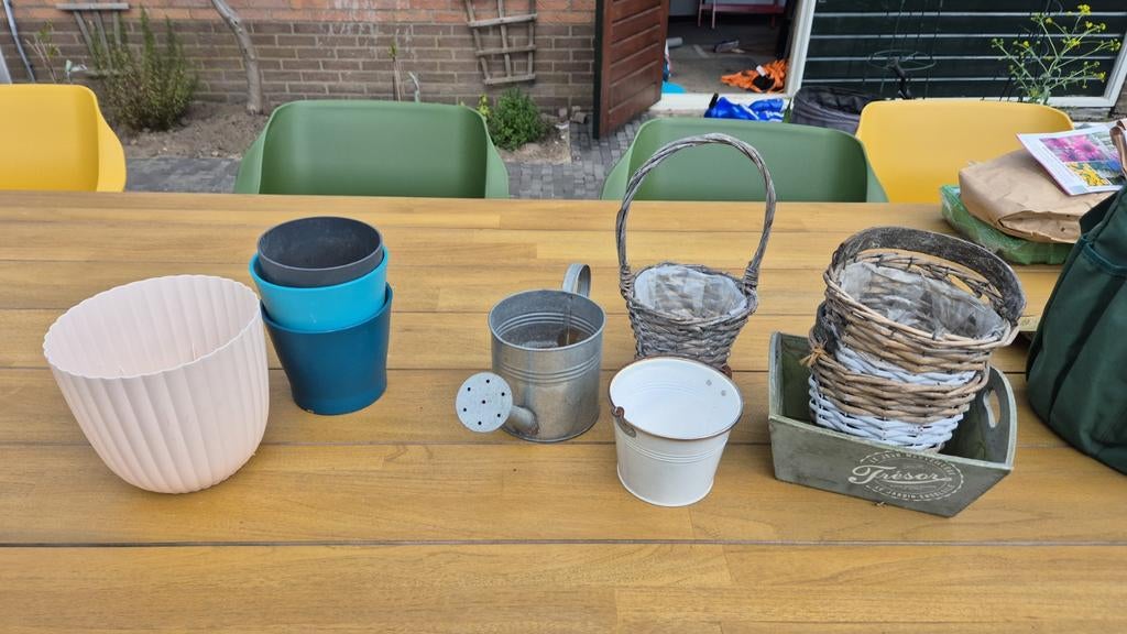Gratis plantenpotten, Ophalen