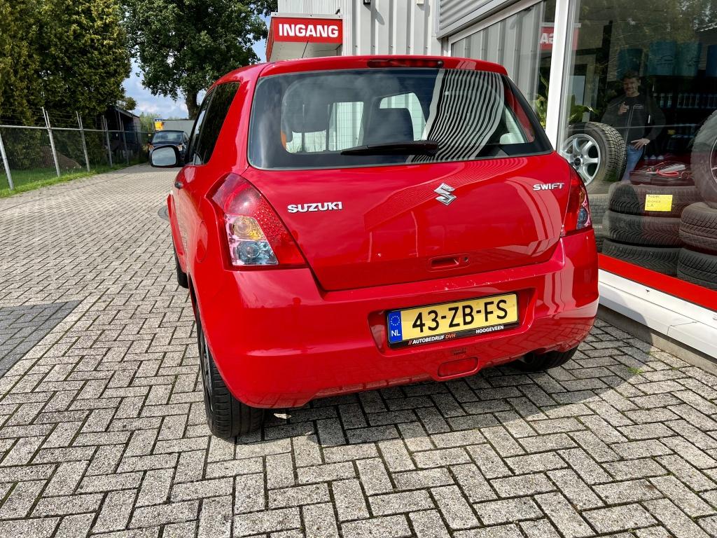 Suzuki Swift 1.3 Base (bj 2008), 945 kg, Stof, Gebruikt, 31 €/maand
