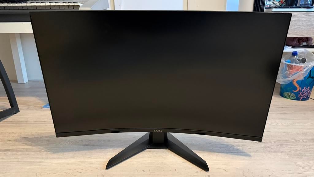 MSI MAG 32CQ6F Monitor, IPS, Curved, Minder dan 1 ms, Zo goed als nieuw