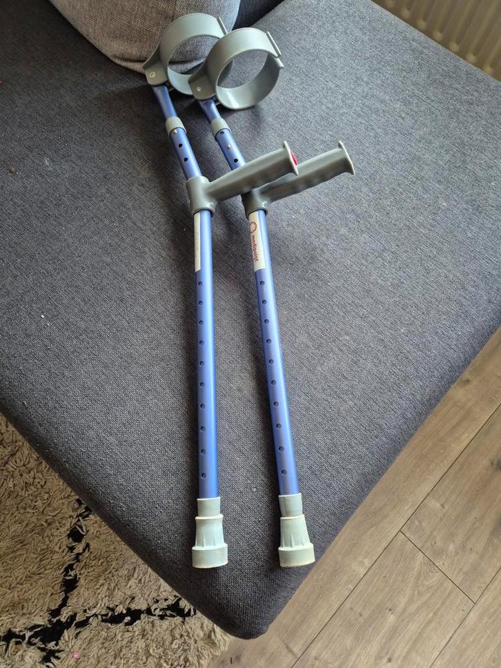 (Kinder) krukken blauw, Diversen, Loopkrukken, Ophalen of Verzenden