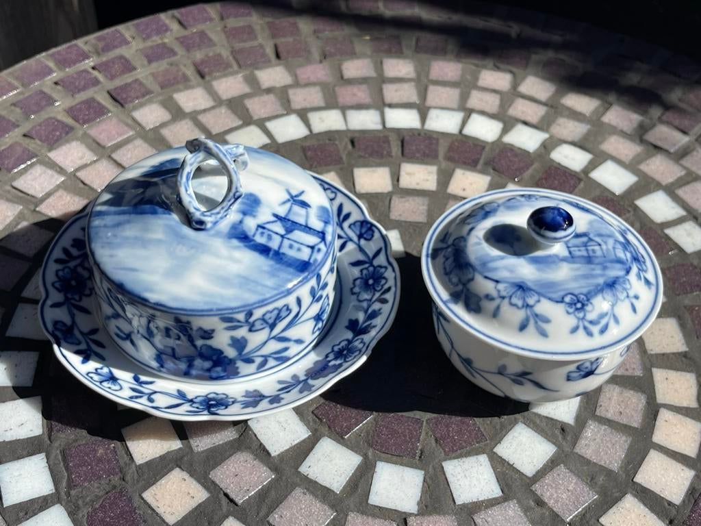 Delfts Blauw theepot, suikerpot en kommetje, Ophalen