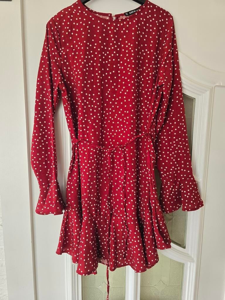 Rood jurkje met stippen, Kleding | Dames, Ophalen of Verzenden, Zo goed als nieuw, Rood, Boven de knie