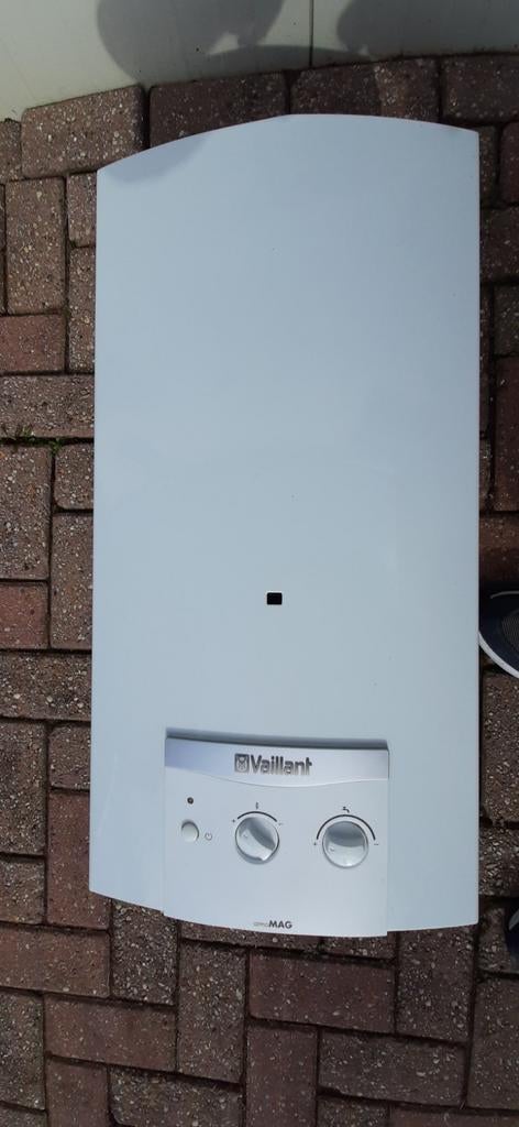Vaillant atmoMAG propaan/butaan geiser, Doe-het-zelf en Verbouw, Geisers en Boilers, Ophalen of Verzenden, Minder dan 20 liter