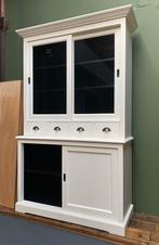 Witte houten buffetkast met glas schuifdeuren, Huis en Inrichting, Kasten | Buffetkasten, Ophalen, Gebruikt, 200 cm of meer, Landelijk, modern