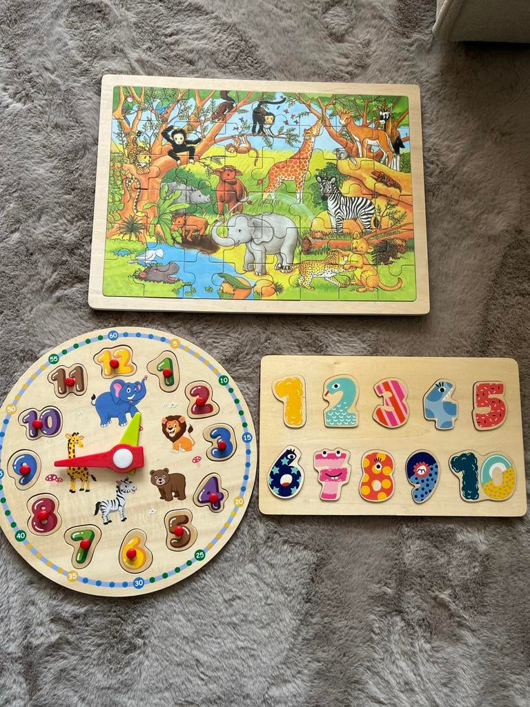 Houten puzzels: Dieren, Klok & Cijfers, Ophalen, 2 tot 4 jaar, Zo goed als nieuw, Van hout