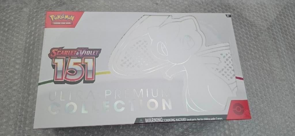 Pokémon Scarlet & Violet 151 Ultra Premium Collection, Ophalen of Verzenden, Nieuw, Boosterbox, Foil