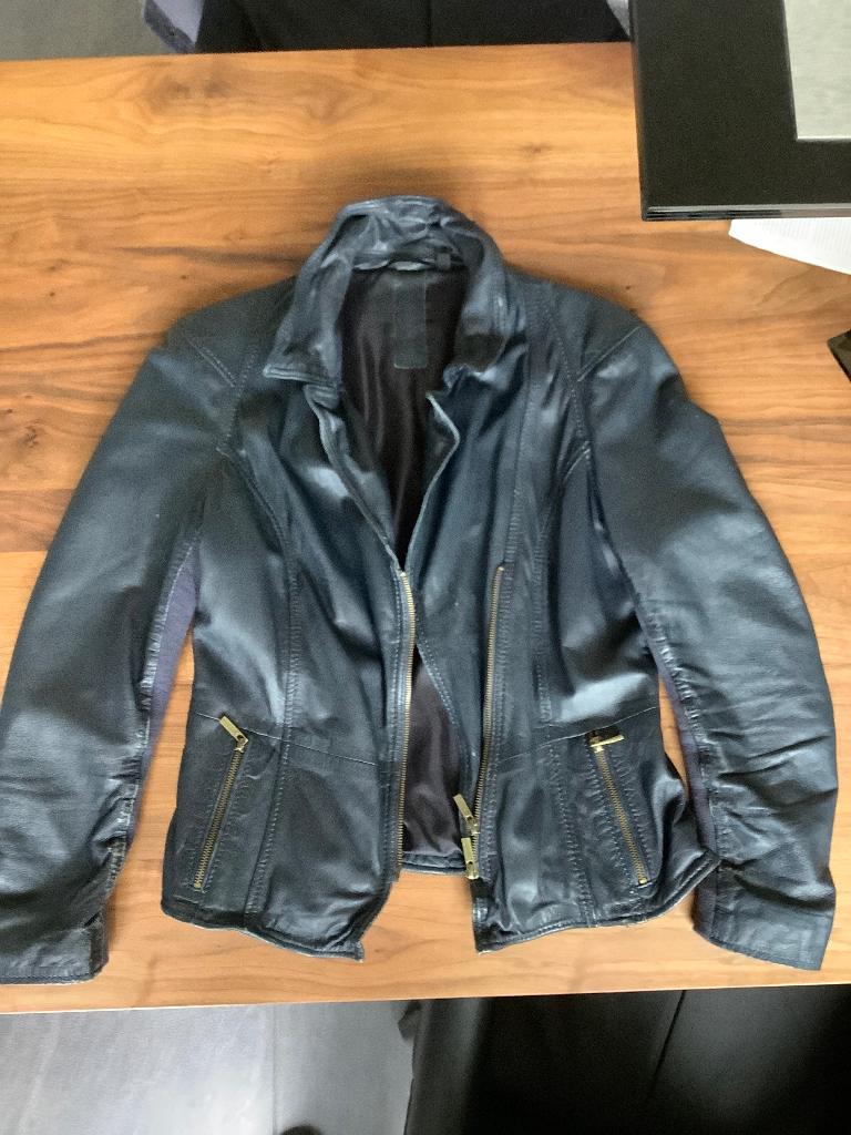 Stoer,donkelblauw leren damesjasje maat 40, Kleding | Dames, Jassen | Zomer, Blauw, Arma, Zo goed als nieuw, Ophalen