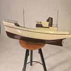 Gedetailleerd model van een vissersboot, B, S, C, Groter dan 1:32